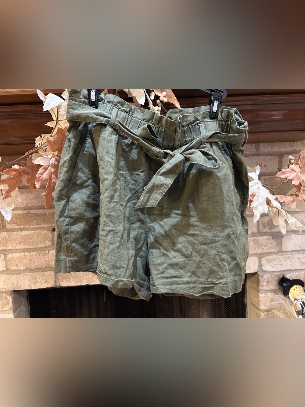 Old Navy Olive Green High-Waist Tie Shorts EUC